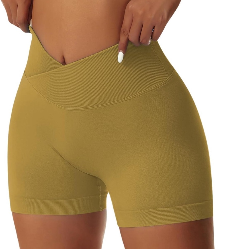 Vertvie Women's Workout Gym Shorts Scrunch Butt High Waisted Athletic Leggings
